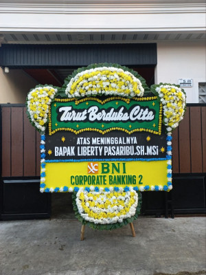 Papan Bunga Duka di Joglo