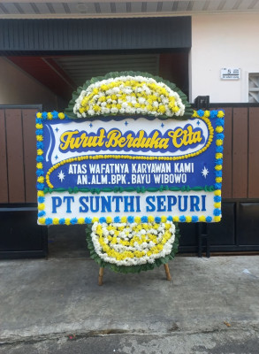 Papan Bunga Duka di Joglo